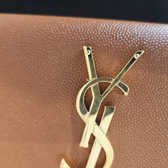 YSL - SAINT LAURENT UPTOWN  POUCH - MEDIUM - COLOR BRICK - Picture 7 of 9